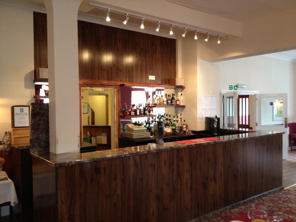 Travelrest Centre Seafront Hotel บอร์นมัธ ภายนอก รูปภาพ
